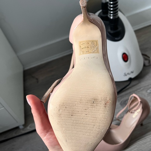 Aldo Leather Stilettos - 7.5 - Picture 2 of 4